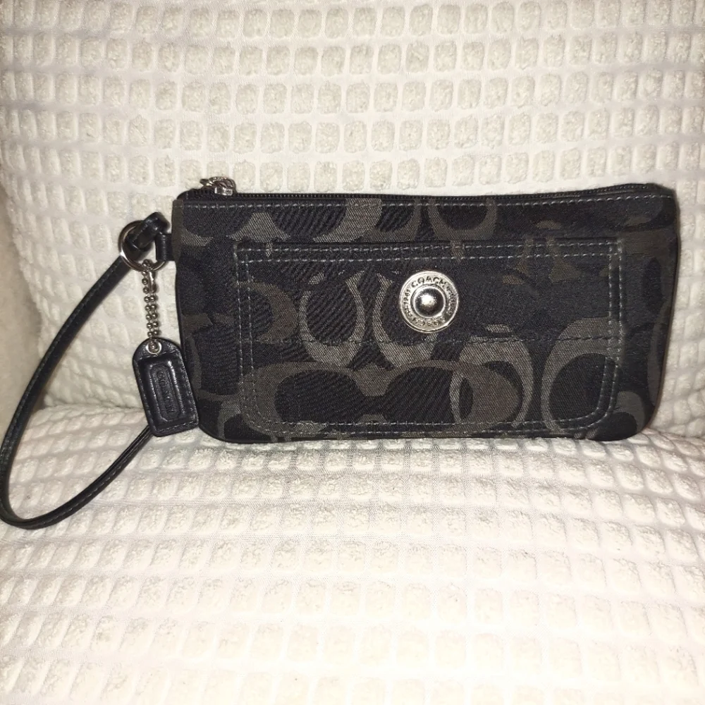 Coach Signature Black & Grey Large Wrislet - Picture 5 of 12
